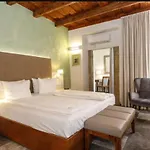 The Golden Wheel Hotel