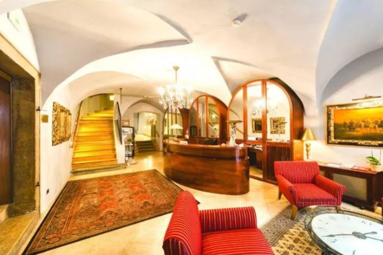 The Golden Wheel 4* Praga